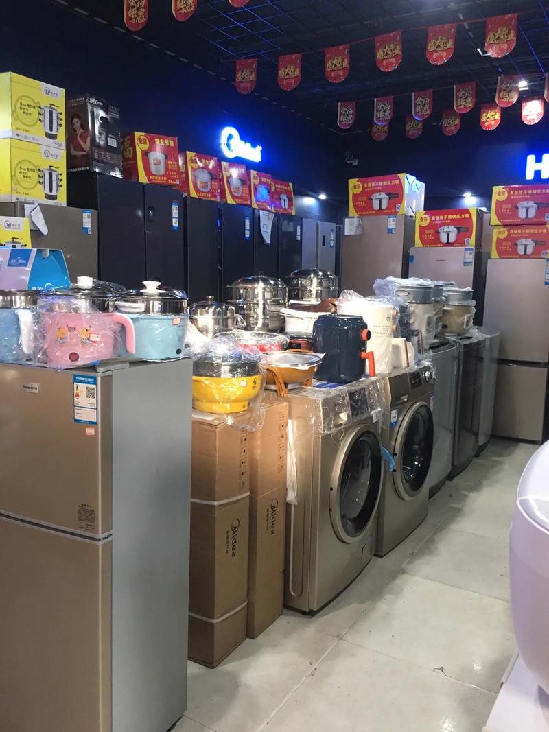 女主叫楚寒,一个在现代都市中独立自主的新女性。